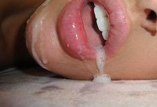sperm-i-mund-blowjob